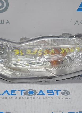 Поворотник прав toyota camry v55 15-17 usa подряпина