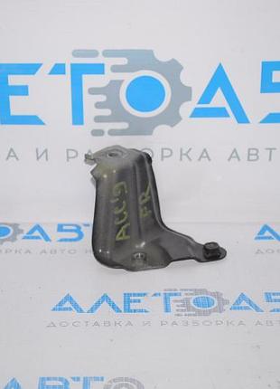 Кронштейн крила перед прав honda accord 13-17