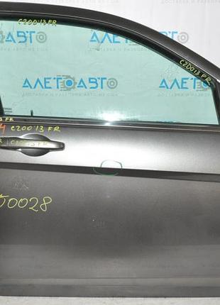 Двері гола перед прав chrysler 200 11-14 сірий pdm