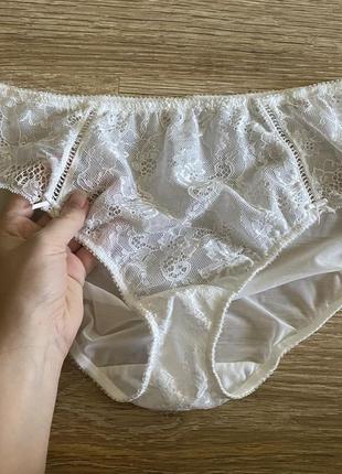 Шикарные, ажурные, трусики, в белом, цвете, с заднего плана, в сеточку, от дорогого бренда: m&amp;s adored👌