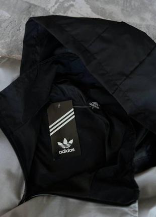 Легкий анорак adidas