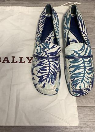 Лофери bally