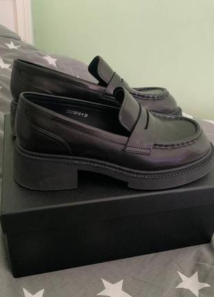 Жіночі лофери leberdes