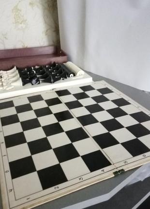 Шахи і шашки9 фото