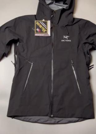 Вітровка arctreryx gore tex