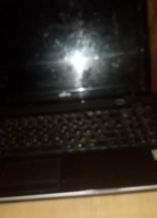 Ноутбук fujitsu lifebook ah531