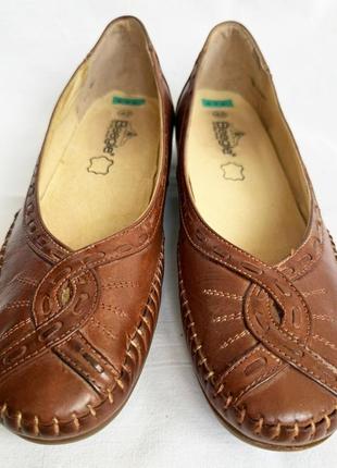 581.туфли-мокасины летние кожаные beegle 42 р.6 фото