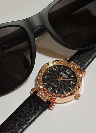 Женские модные комплект кварцевые наручные часы и очки3 фото