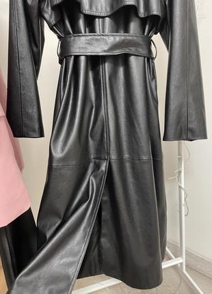 Тренч шкіряний bershka