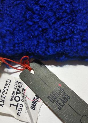 Вязаная женская шапка garcia jeans ярко-синяя с балабоном3 фото