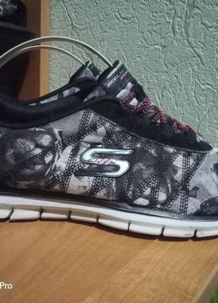 Кроссовки skechers 22724 bkw4 фото