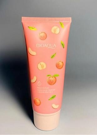 🍑bioaqua peach acid cleanser 🍑