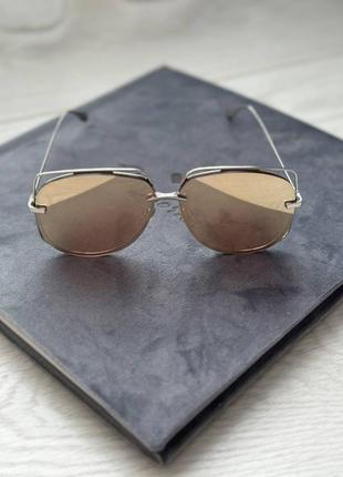 Сонцезахисні окуляри christian dior.1 фото