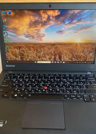Продам ноутбук lenovo thinkpad x240, i5 8gb 12,5