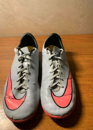 Сороконіжки nike mercurial victory v