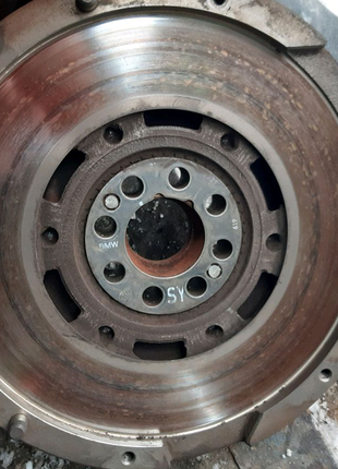 Bmw e 39 2,5 tds маховик