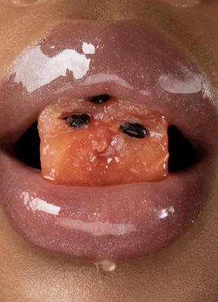 Олійки для губ gisou honey infused lip oil - watermelon sugar , strawberry sorbet8 фото