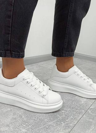 Кросівки жіночі, білі5 фото