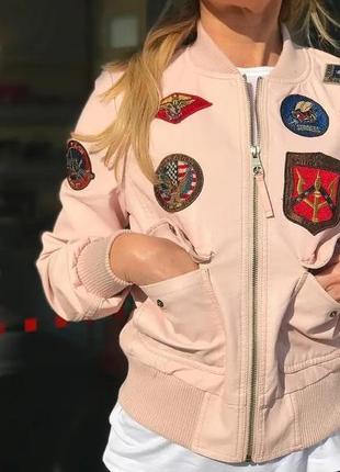 Жіночий бомбер miss top gun ma-1 jacket with patches (pink)7 фото