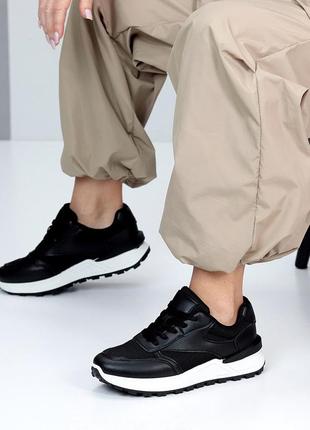 Кроссовки кожаные в белом и черном цвете ❤️❤️❤️