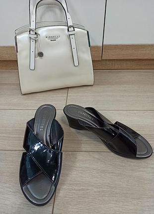 Шльопанці сабо мюлі лаковані на тонкетці, чорні, softlites