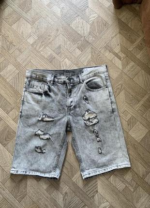Стильные джинсовые шорты1 фото