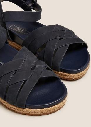 Синие кожаные босоножки сандалии с лямками m&amp;s collection кожаный босоножки кожаные сандали с переплетами1 фото