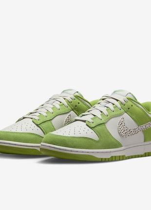 Кроссовки nike dunk low safari swoosh chlorophyll1 фото