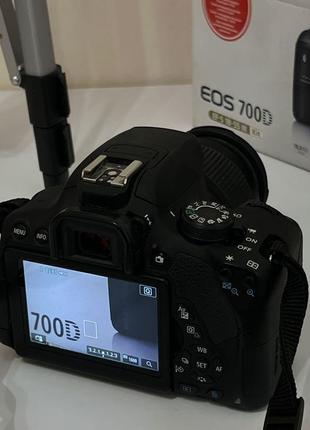 Canon eos 700d kit 18-55
