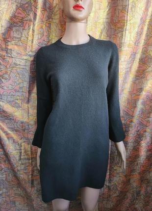 Шерстяное чёрное платье длинный рукав с воланом2 фото