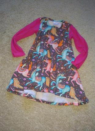Платье с единорогами красивый принт единорога