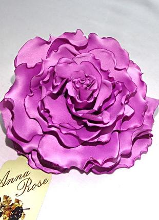 Брошь квітка з тканини ручної роботи "сіренева гвоздика"