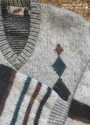 Свитер шерсть