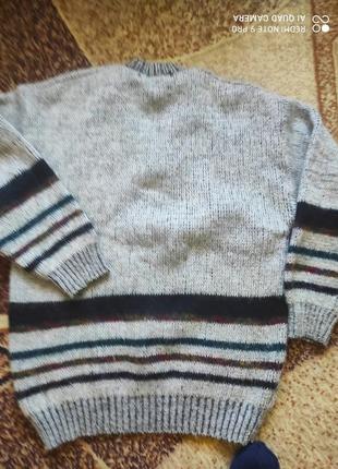 Свитер шерсть