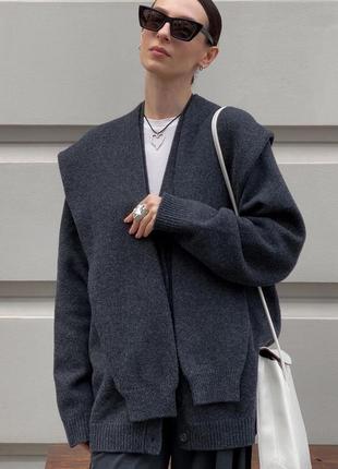 Кардиган зі 100%-ї вовни з додатковими рукавами zara