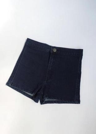Джинсовые шорты