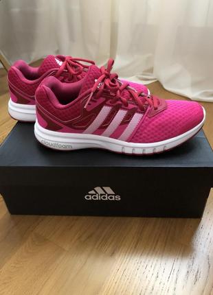 Кроссовки adidas