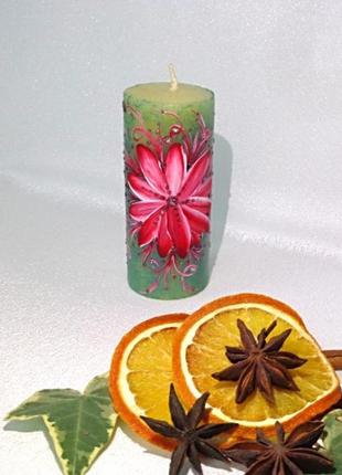 Свічка ручної роботи декоративна "червона гербера"