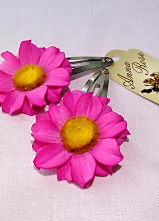Шпилька твк так з квітами з фоамирана ручної роботи "рожева ромашка"