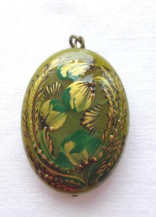 Кулон из нефрита с ручной росписью "золотая поляна"