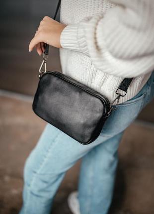 Женская кожаная бананка, сумка из натуральной белой кожи, стильная и качественная женская сумочка