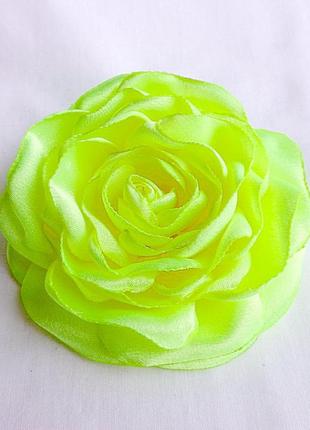 Брошка з атласної тканини ручної роботи "лімонна троянда"