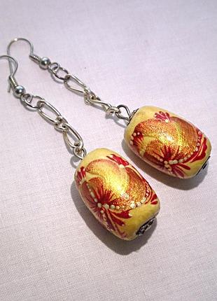 Серьги из дерева овальные ручной работы "золотая фуксия"
