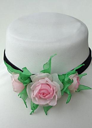 Чекер черный бархатный с цветком на шею "розовые чайные розы"