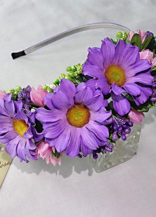Обруч для волосся з квітами з фоамирана ручної роботи "бузкові ромашки"2 фото