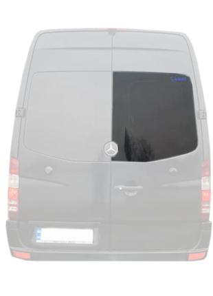 Заднє скло vw crafter крафтер (2006-2017) праве на розпашні двері без електрообогрева