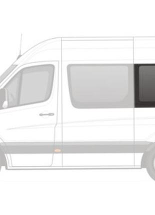 Бокове скло mercedes sprinter (06 -)/спринтер заднє салонне ліве на коротку базу