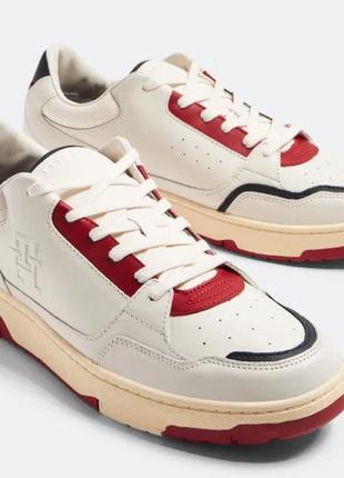 Білі шкіряні кросівки tommy hilfiger розмір 43 us10 устілка 27-27,5 см оригінал