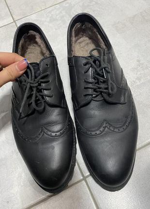 Зимние ботинки, зимние туфли.