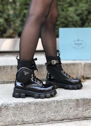 Ботинки prada monolith patent черевики7 фото
